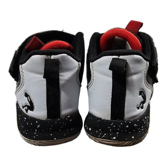 SHAQ Kids Basketball Shoes Size 12 Slip On With Latch Hook Straps Used Condition - Picture 3 of 8